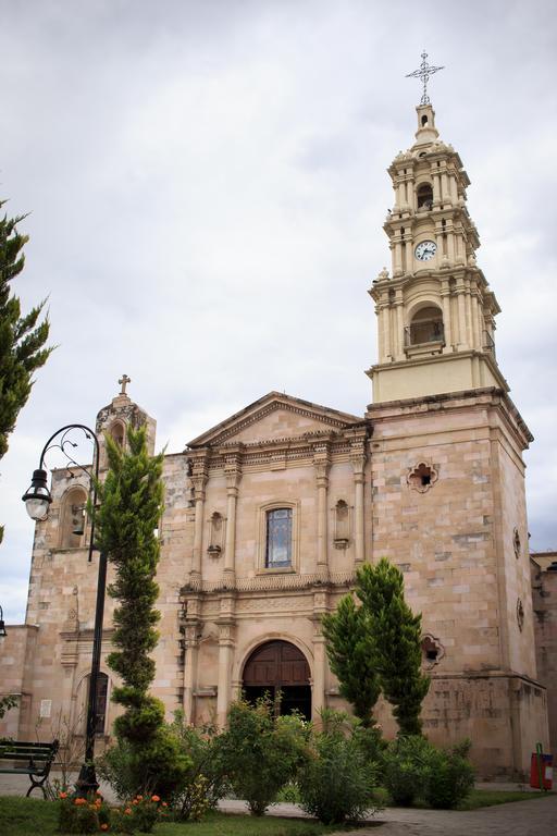 Guidi Hotel Linares Luaran gambar