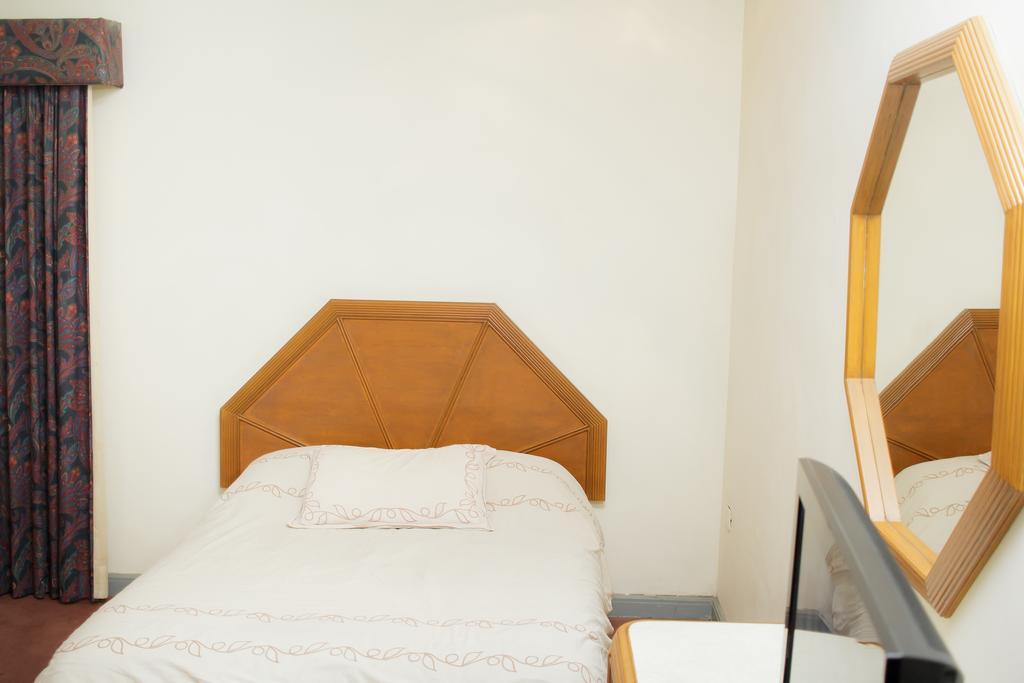 Guidi Hotel Linares Luaran gambar