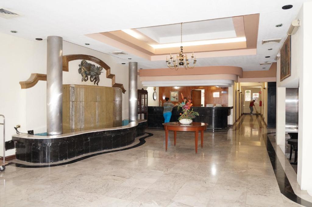 Guidi Hotel Linares Luaran gambar