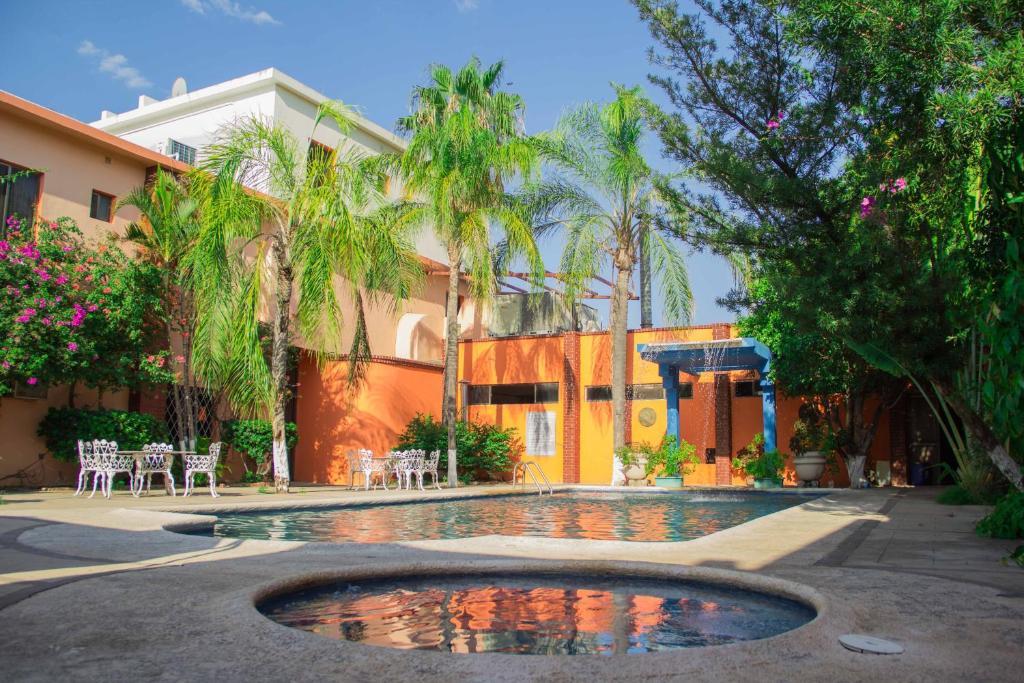 Guidi Hotel Linares Luaran gambar