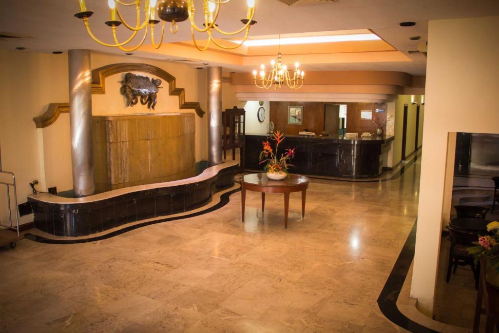 Guidi Hotel Linares Luaran gambar